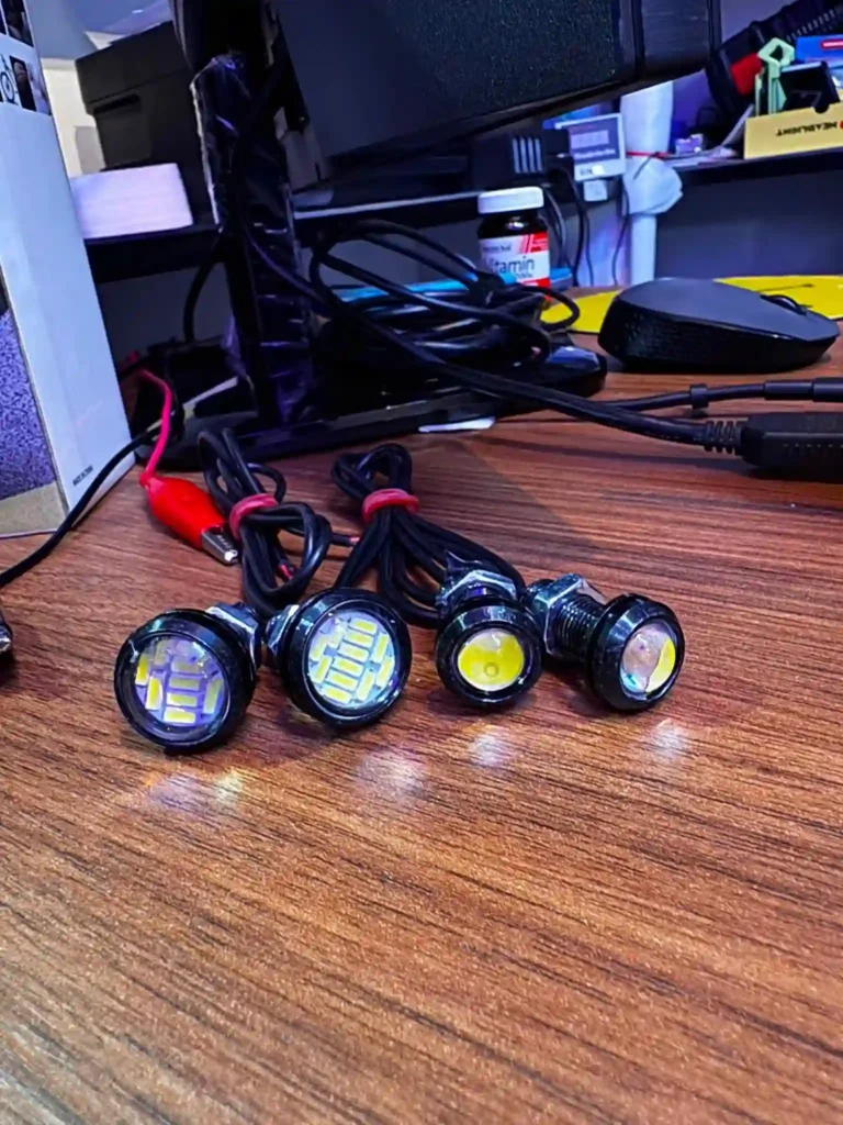 Eagle eyes LED bulb for cars