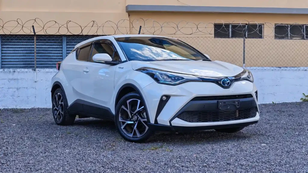 White Toyota CHR